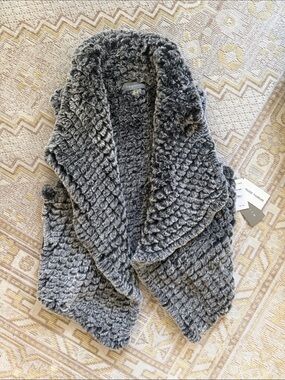 NWTBagatelle Plush Faux Fur Gray Open-Front Shawl Collar Sweater *Hole pictured